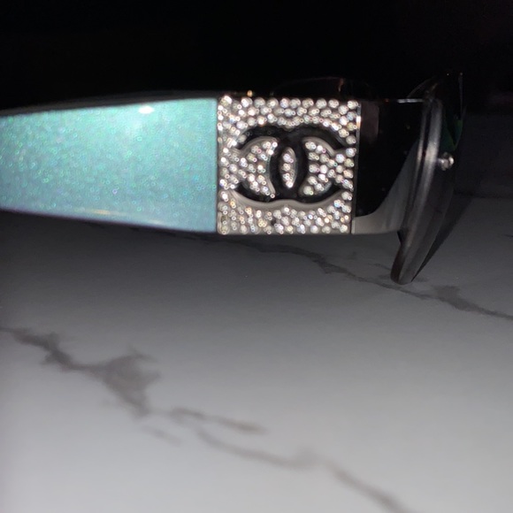 Chanel Sunglasses bought In 2003 saks fifth avenue Manhattan New York authentic - Picture 3 of 12